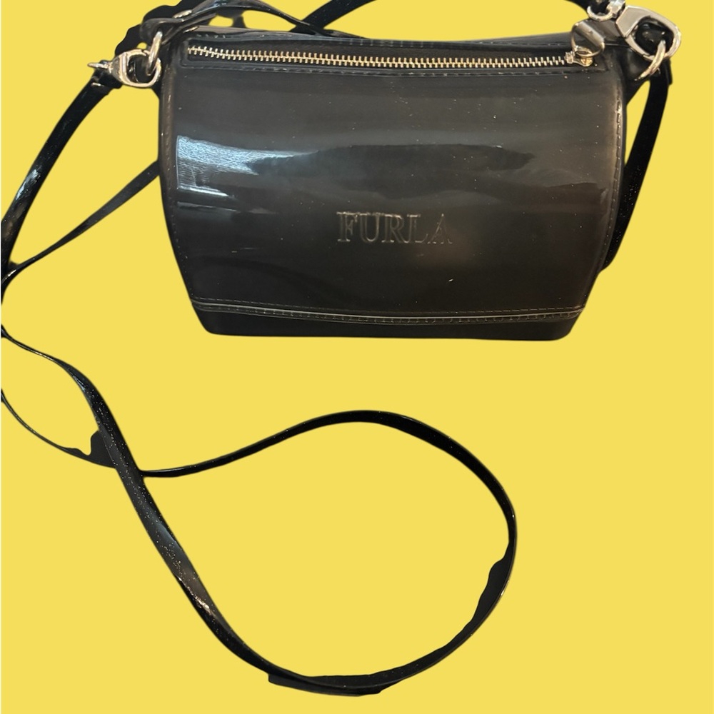 Furla Black Modern Crossbody Bag with Sleek Design